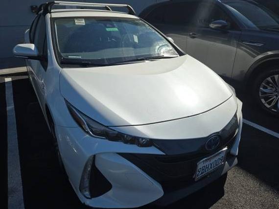 TOYOTA PRIUS PRIME 2022 JTDKAMFPXN3215554 image